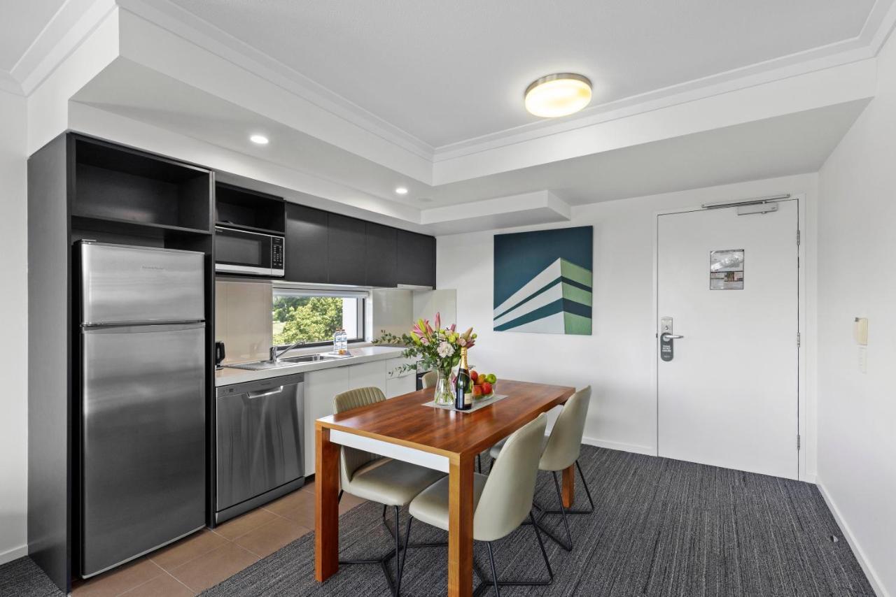 Quest Kelvin Grove Aparthotel Brisbane Bagian luar foto